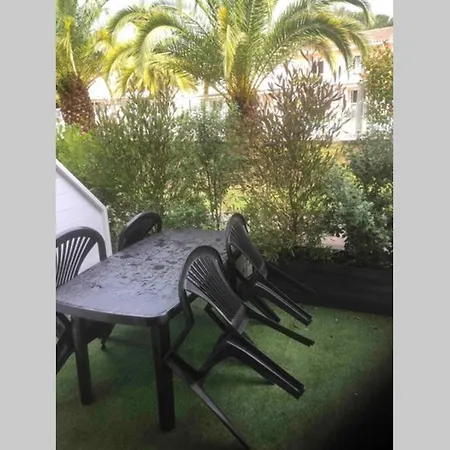Avec Piscine A Limite Biarritz Lejlighed